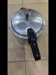 Butterfly 5.5L Pressure Cooker - BPC-22A