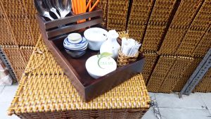 Khay Gỗ Đựng Đũa Muỗng Nĩa Thìa Bằng Ăn Đa Năng Kết Hợp Tiện Lợi - Màu Nâu