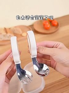 Bộ Muỗng Nĩa Cho Bé Ăn Dặm Chất Liệu Inox 316L Cao Cấp Tay Cầm Silicon Giúp Bé Cầm Nắm Dễ Dàng