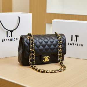 French Luxury Soft Leather Fashionable Diamond Chain Small Square Bag Single Shoulder Crossbody Handbag Commuter Lock Buckle