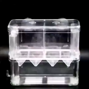 SKISOPGO Fish Incubation Box Aquarium Peacock Fish Isolation Hatchery Guppy Tank Small Breeding Box with Suction Caps