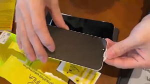 ส่งจากไทย ฟิล์ม 9h กระจกนิรภัยป้องกันหน้าจอสําหรับ iPhone 16 15 14 15ProMax HD Clear Film