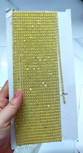 Dây viền đá trang trí may lên áo . giá 1 mét