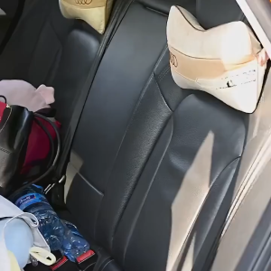 HOLDER GANTUNGAN BARANG MOBIL – CAR HOOK CANTOLAN HEADREST ORGANIZER