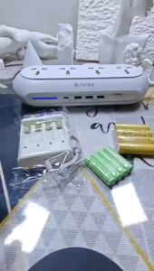 4-Slot USB Battery Charger Changing USB Charger AA1.2v No.5/No.7 Battery Charger