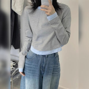 Áo Thun Nữ Tay Dài Ngắn Giả Hai Mảnh Kẻ Sọc Màu Tương Phản Mùa Xuân Thu Phong Cách Mới Giảm Tuổi Tác Bên Trong Áo Ngắn