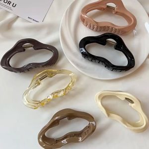 Jepitan Ovar Jedai: Aksesoris Styling Rambut Fashion Terbaru