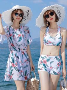 ชุดว่ายน้ำผู้หญิงแบบแยกชิ้นเซตสามชิ้นเสื้อคลุมใส่แช่น้ำพุร้อนใส่แล้วดูผอมเพรียวลุคนางฟ้าสุดปิดหน้าท้องใส่ช่วงฤดูร้อนสำหรับสาวอวบใส่ไปชายทะเลแบบปิดมิดชิด