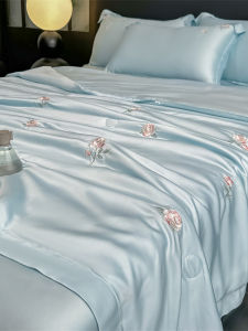 Cool Feeling Tencel Duvet with Floral Embroidery for Summer