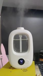 เครื่องฟอกอากาศอัตโนมัติ กระจายน้ํามันหอมระเหย แบบชาร์จไฟได้ น้ำหอมติดทนนาน ปลีก/ส่ง EASYHOME E29 E30