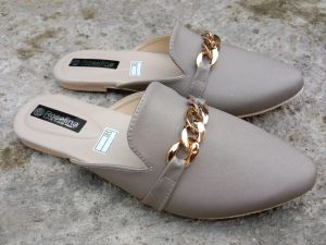 Sendal sepatu wanitaSandal mulesSandal wanita terbarusendal selop wanita kondangansandal sepatu wanitasandal wanitasendal cewek kekinian