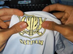 Kaos Satpam PutihTerbaru Bahan Drifit Jersey Lengan Pendek dewasa