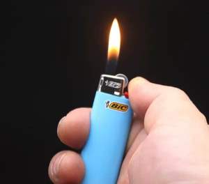 (Combo 10 tặng 1) Bật lửa BIC J3