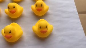 10 Chiếc/5 Chiếc Rít Vịt Vịt Vàng Đồ Chơi Bồn Tắm Cho Bé Với Bộ Âm Thanh Đồ Chơi Bồn Tắm Cho Bé Vịt Vàng Nhỏ Đồ Chơi Nhà Tắm Cho Bé