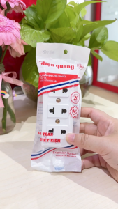 Ổ cắm Điện Quang ĐQ 004A-02 (3 lỗ không dây)