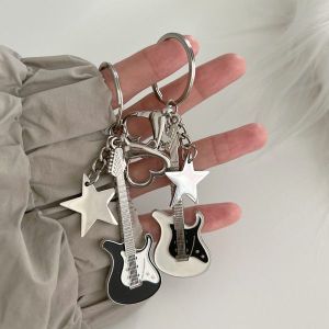 【♡Lovely girls house♡】2023 New Y2k Design Classic Guitar Keychain Car Key Holder Musical Instruments Bag Pendant