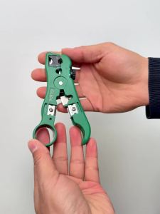 LAOA | LAOA Multi-Function Adjustable Coaxial Cable Stripper Network Wire Peeler Cutter Tool SK5 Blade