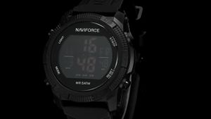 NAVIFORCE NF7104 Mens LCD Digital Leisure Date and Week Alarm Clock Waterproof Silicone Strap Electronic Premium Watch
