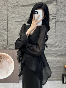 เสื้อคลุมกันแดดผ้าชีฟองสำหรับผู้หญิงในฤดูร้อน 2024 แขนยาว ปกเปิด คอวี สไตล์ทำงาน ทรงหลวม ผ้าบาง ระบายอากาศได้ดี