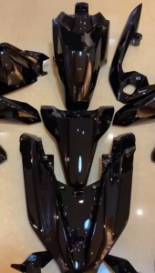 Cat Semprot Pilok Pilox Pylok Hitam Shinobi 400 CC Black 739 Glossy