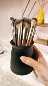 Blush Brush Slop Shape Foundation Brush Grooming Brush Liquid Blusher Soft Fiber Natural Looking Blusher Brush