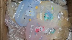 Yếm ăn nhựa silicon dẻo chịu nhiệt tốt trong như thạch MINK BABY