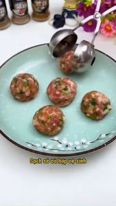 Khuôn làm thịt viên bằng thép không gỉ. Kẹp làm thịt viên cá viên kem viên chống dính tiện dụng cho nhà bếp Aplus-K23