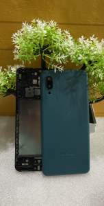 Vỏ Samsung A02 full bộ có luôn khay sim với kính camera sau