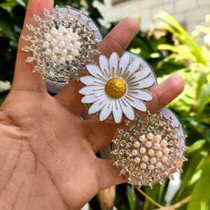 เกาหลี Rhinestone Sunflower ผู้ถือแม่เหล็กสําหรับ Magsafe ดอกไม้ Daisy ผู้ถือโทรศัพท์ Universal สําหรับ iPhone Grip Tok Finger Socket