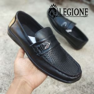 sepatu kulit pria terbaru slip on loafer kulit asli