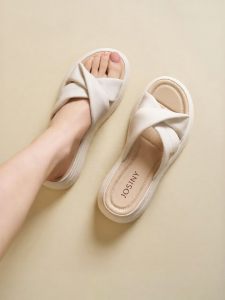 Josiny | Slip-On Comfortable White Flat Sandals