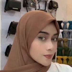 Bella Square / Hijab Bella Square / Kerudung Jilbab Segiempat Polycotton Premium Rapi Warna Lengkap