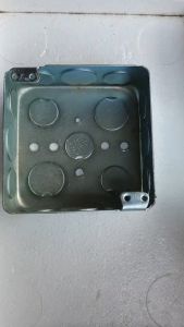 อุปกรณ์งานไฟฟ้า กล่อง สแควร์บ๊อกซ์ (SQUARE BOX 4" x 4")
