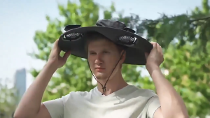 หมวกตกปลา พร้อมหมวกพัดลมปีกกว้าง แฟชั่นแห้งเร็วและการชาร์จ พลังงานแสงอาทิตย์+สามารถชาร์จใหม่ได้ Solar fan hat