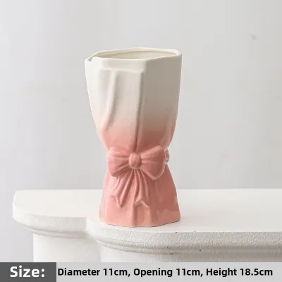 European Style Artistic Flower Vase Arrangement