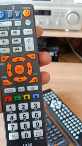 Điều khiển học lệnh 3 trong 1.