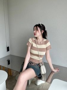 🌈MesubShop🌈เสื้อคอกลมแขนสั้น ผ้าไหมพรม แต่งพู่ระบาย💝 ผ้าทอลายสลับสี  รุ่น สุขใจ B-023-2-A