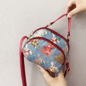 ผ้าไนลอนกันน้ํา Oxford ผู้หญิง กระเป๋าถือกระเป๋าสะพายข้างทรงกลมเล็ก น้ำหนักเบา กระเป๋าสะพายหลายชั้น สไตล์ลำลอง