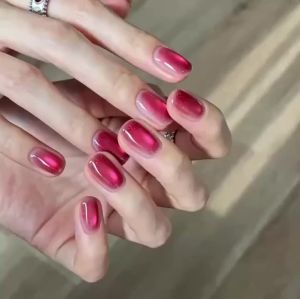 Sơn Móng Tay Gel Mắt Mèo MIANEL Summer Sparkle Berry Crushed Diamond 10ml Màu Hồng Sáng Lấp Lánh Hiệu Ứng UV