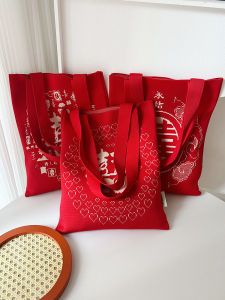 สีแดงงานแต่งงานของขวัญถักกระเป๋า Candy Cane รูปแบบความจุขนาดใหญ่ Tote สําหรับเจ้าสาวผสมเส้นใยโพลีเอสเตอร์เปิดกระเป๋าไหล่กระเป๋า