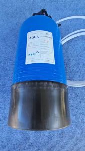 Bộ Vỏ Cột Lọc Nước Composite 817 chứa vật liệu lọc nước.