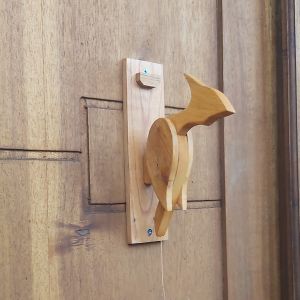 Pengetuk Pintu Kayu Burung A2