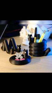 SLYCELAB Goth Cat Multifunctional 3D Printed Desk Set Phone Stand Tray Pen Holder Desktop Organizer