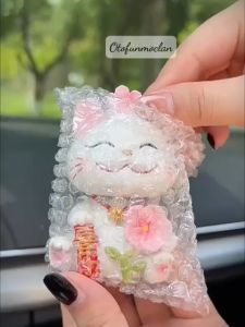 Mèo Thần Tài Để Taplo ô Tô Đem Lại Bình An  May Mắn - Trang Trí Taplo Ô Tô Mèo Thần Tài Bình An May Mắn