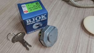 FUEL TANK CAP WITH KEY MITSUBISHI CANTER GUTS FB300 FE434 FB511 FE639 FE71 FE85 FE83 LORRY TRUCK