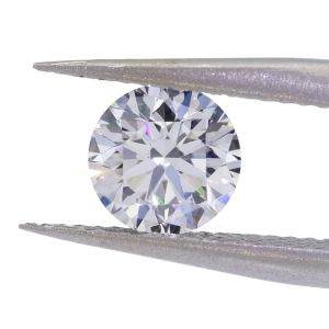 คลาสเพชรกลม ที่ปลูก เป็น CVD VVS1 ตัดพิเศษ มีความชัดเจน VS2 และรับบริการชุดเดียวกับการทำเครื่องประดับ