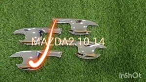 เบ้ารองมือเปิดประตู + ครอบมือจับประตู ชุปโครเมี่ยม รุ่น รองท๊อป - ไม่มีรูเว้า MAZDA2 2010 2011 2012 2013 2014 ใส่ร่วมกันได้ทั้ง 4ประตู และ 5ประตู R