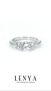 LENYA แหวน CZ Diamondlike เสริมบุคลิกและความมั่นใจ ตัวเรือนเงินแท้925 ชุบทองคำขาว