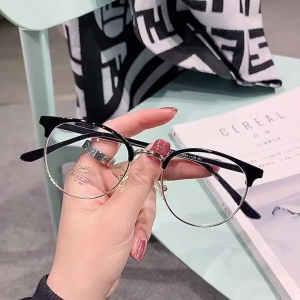 Kacamata Photochromic minus Korea Anti Radiasi Blue Ray Bentuk Bulat Bahan Metal Pria Wanita