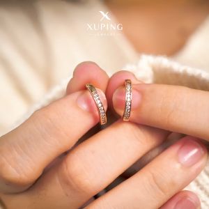 Xuping Anting Klip Wanita Kasual Mata Baris 10